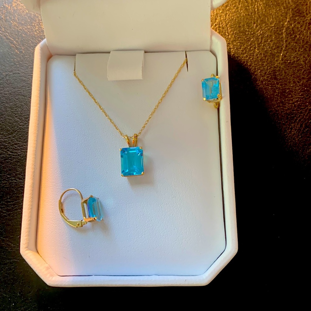 Genuine topaz necklace 14k gold, matching earrings in 14k gold.